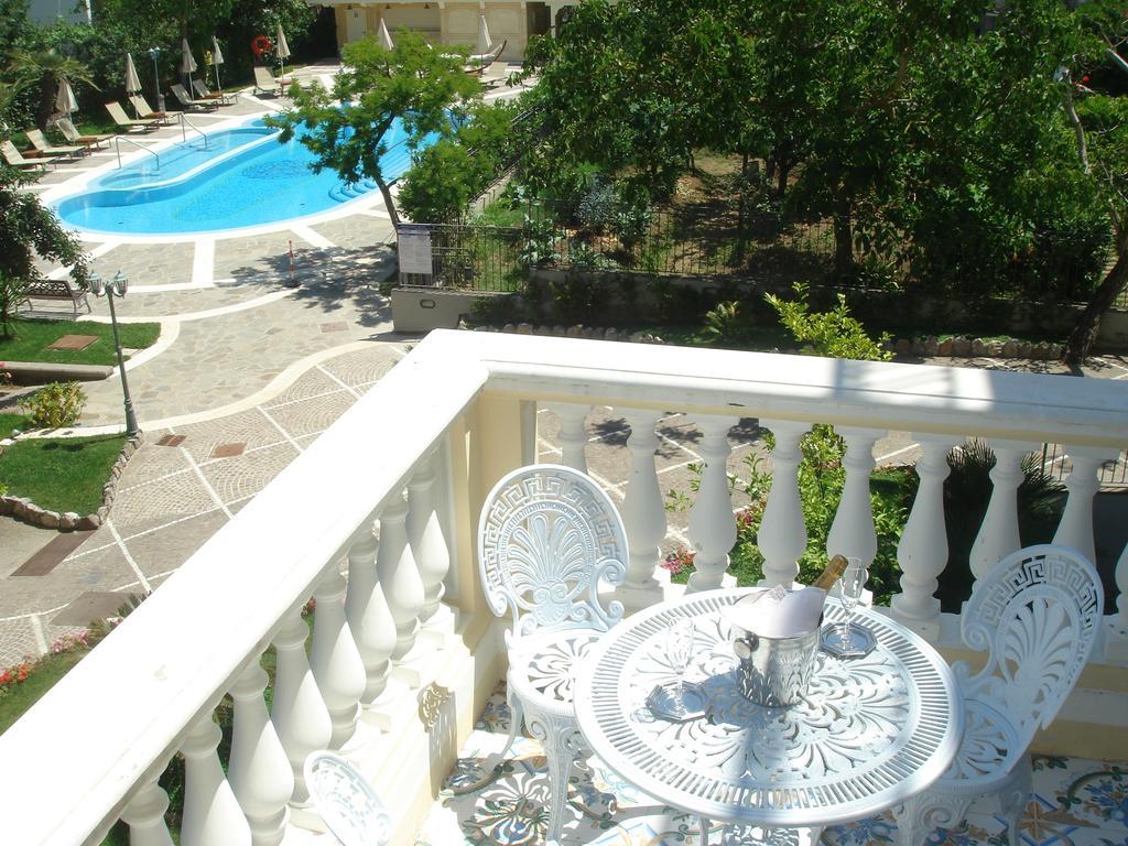 Hotel Sant'Agata Сант-Агата-суи-Дуэ-Гольфи Номер фото